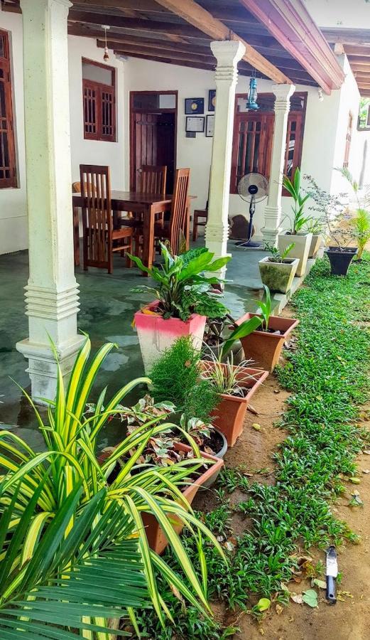 Bindu Homestay Wellawaya Exterior photo